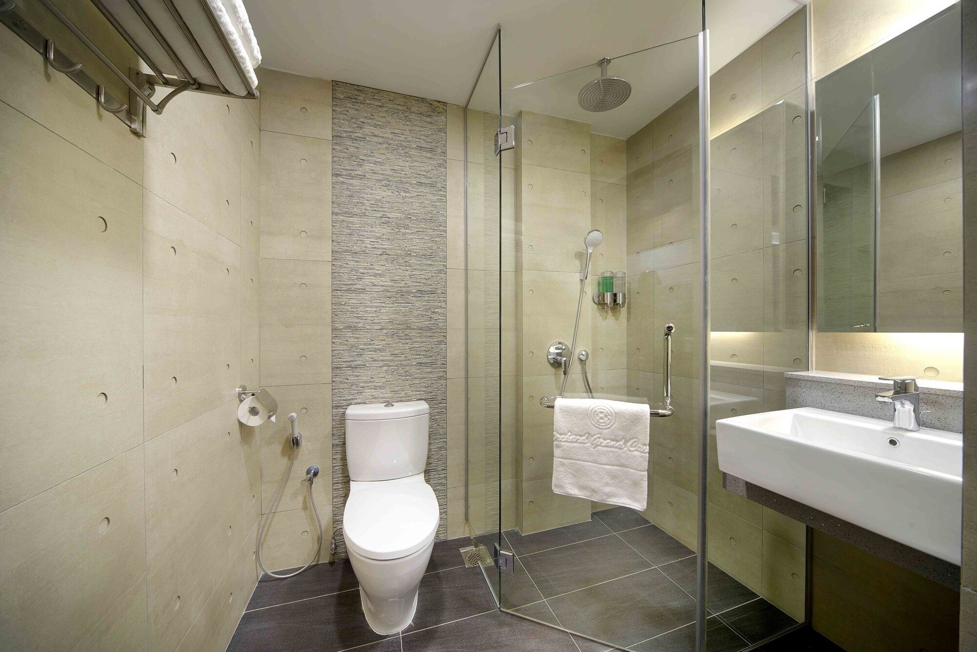 آخر