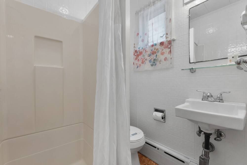 آخر