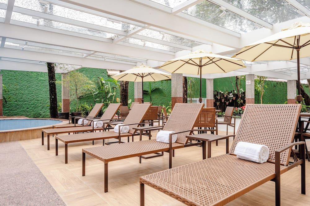 شرفة مرصوفة