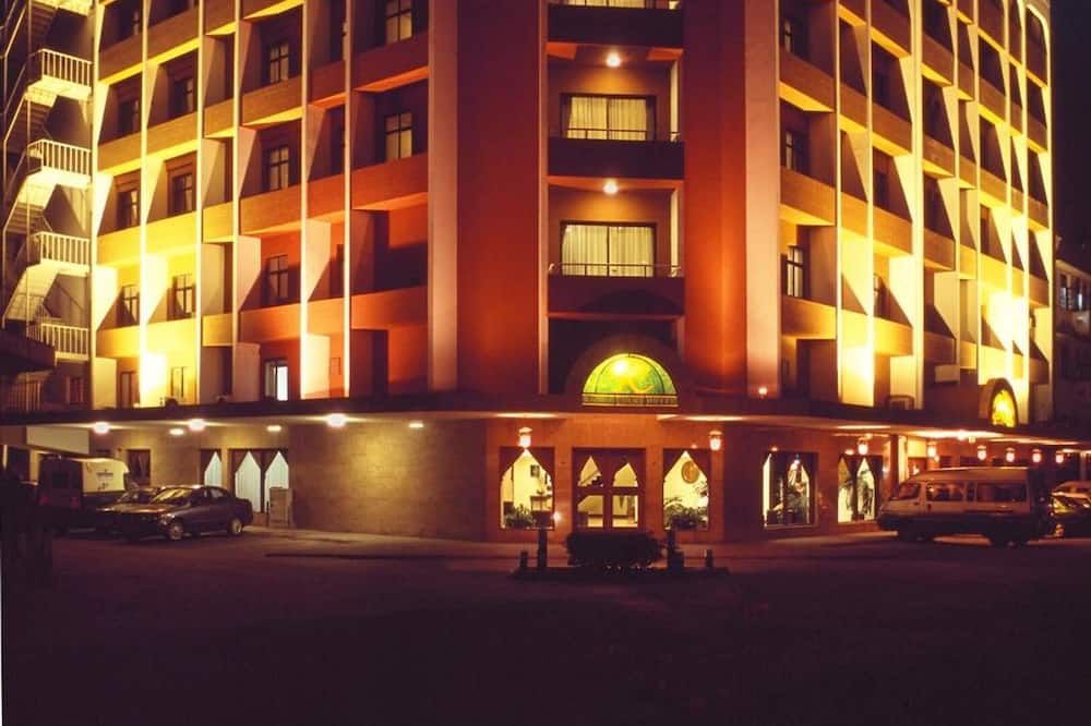 مبنى