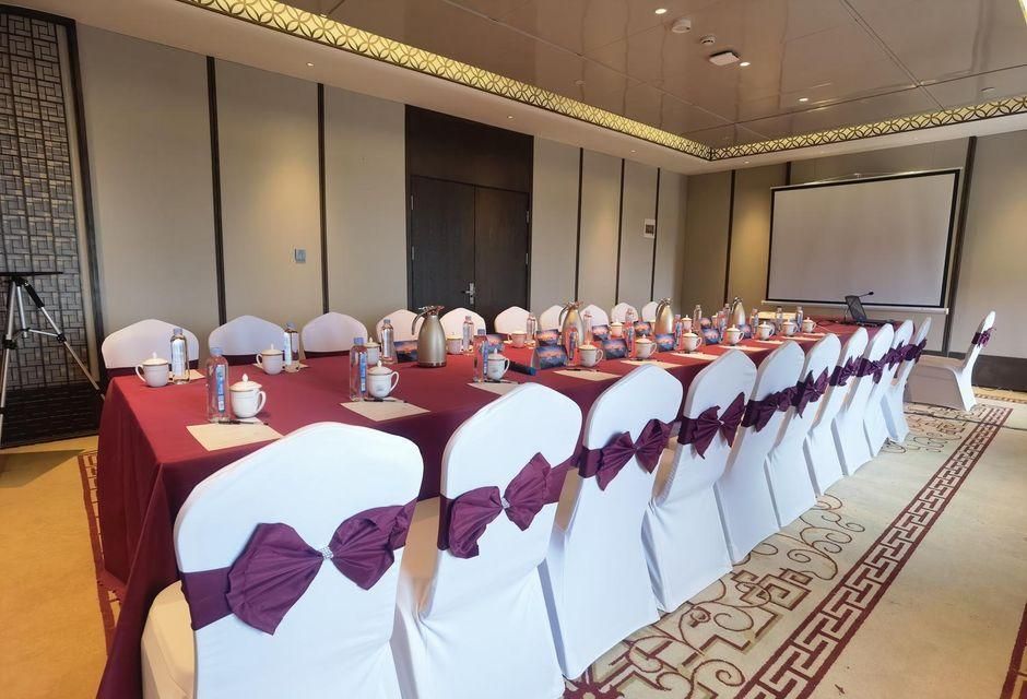 غرفة الاجتماعات