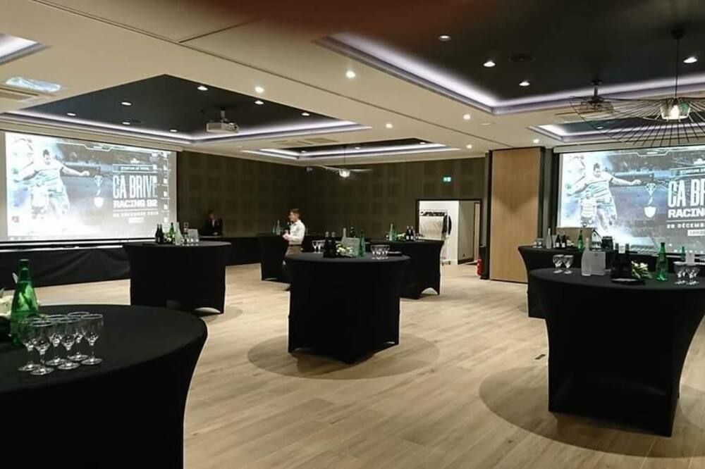 غرفة الاجتماعات