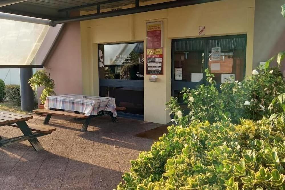 شرفة مرصوفة صورة