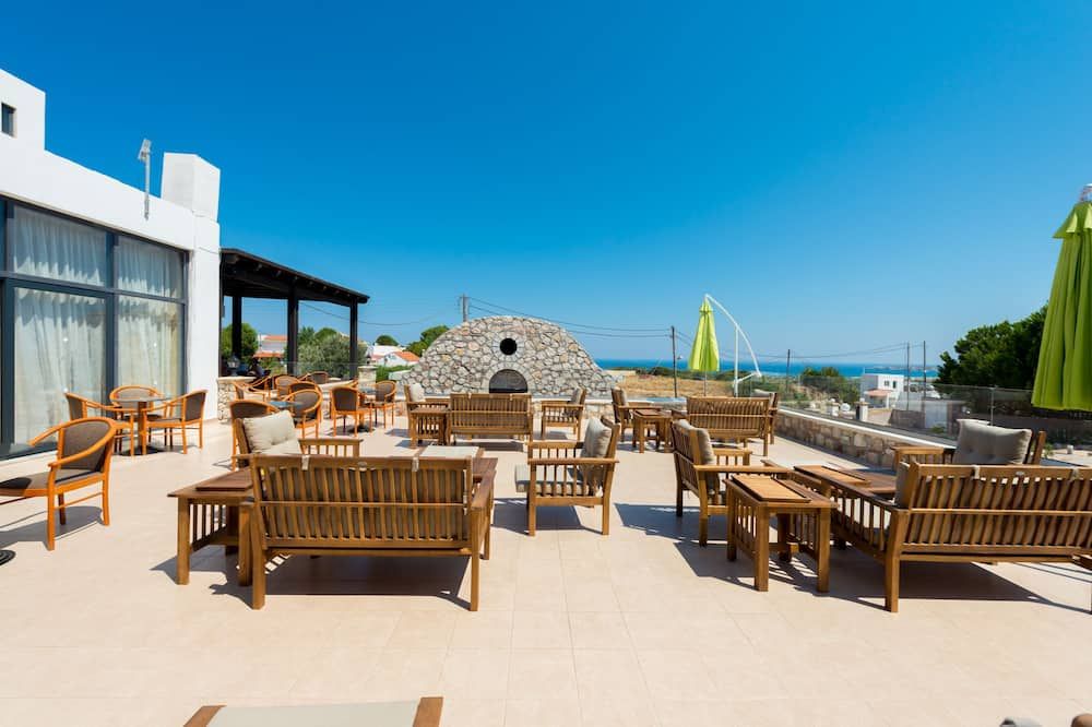 شرفة مرصوفة