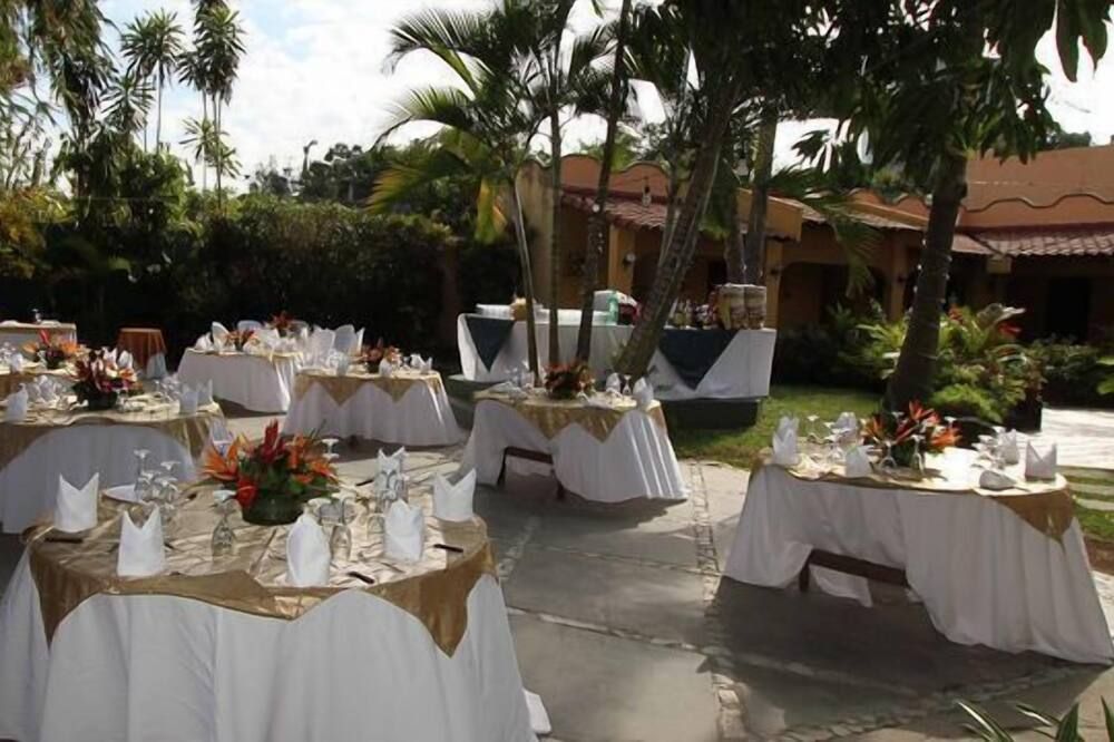 قاعة الولائم