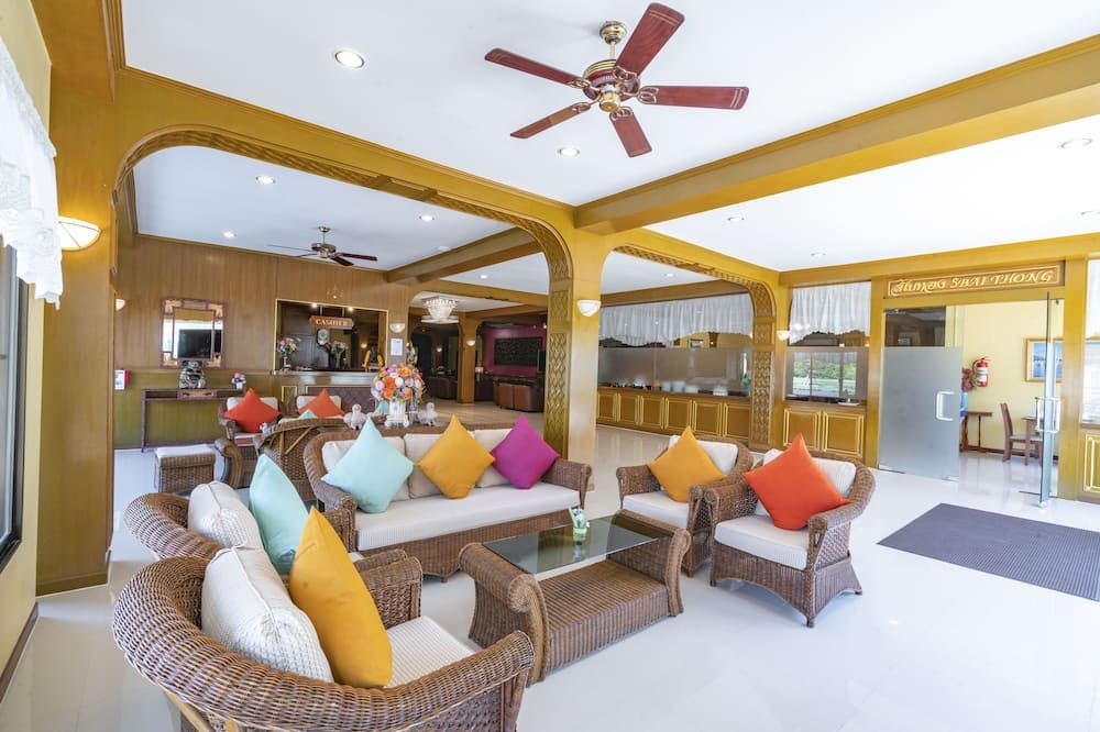 آخر