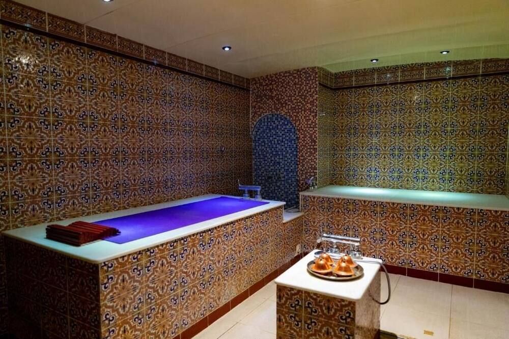 آخر