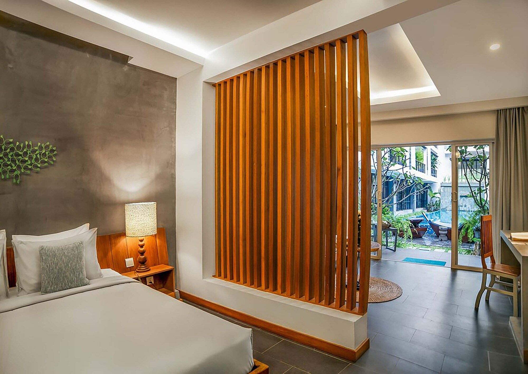 آخر