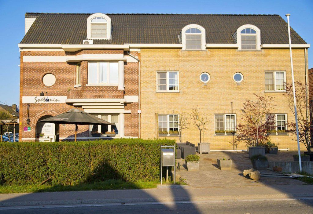 مبنى