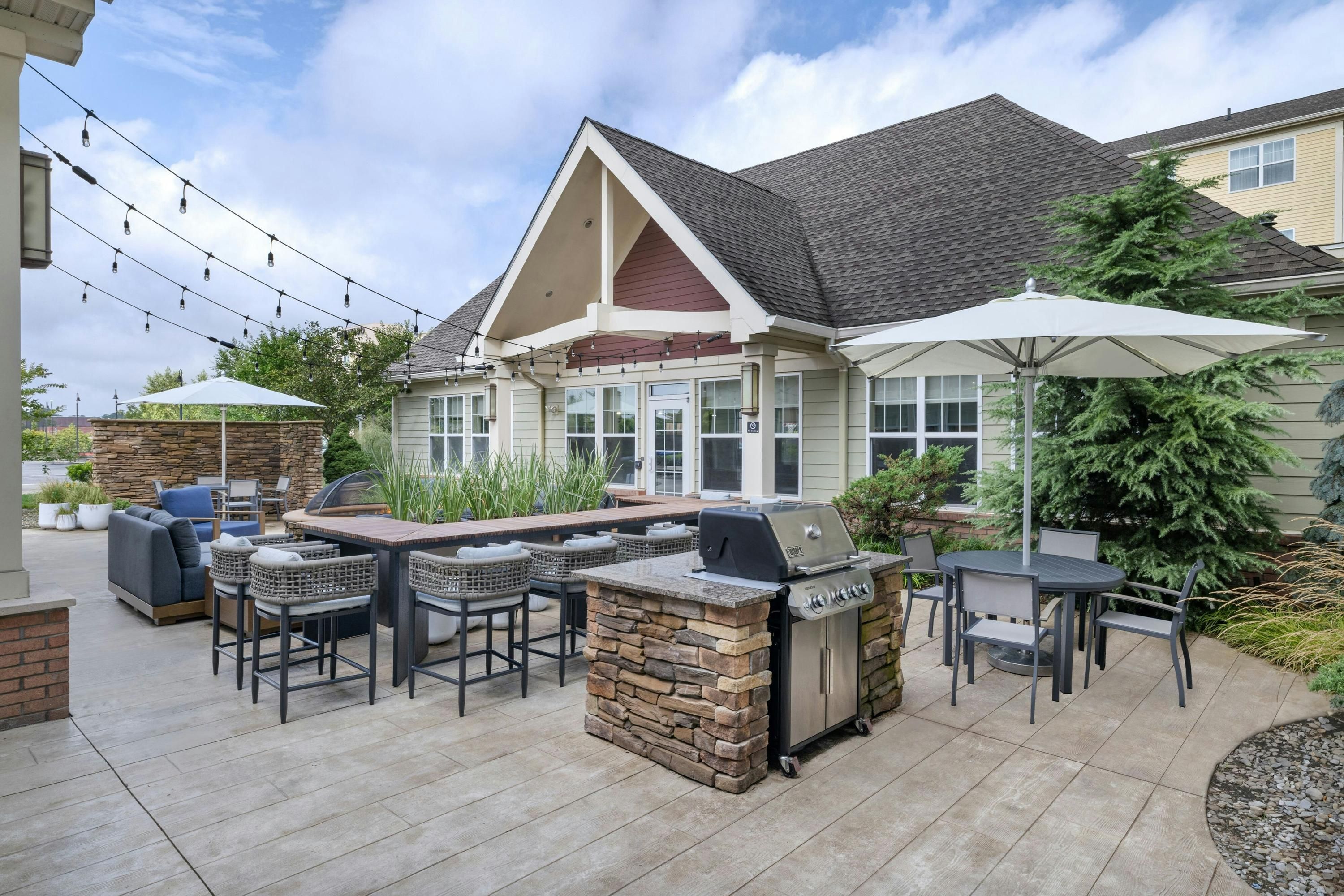 شرفة مرصوفة