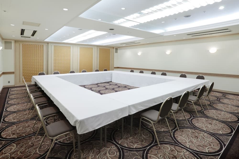 غرفة الاجتماعات