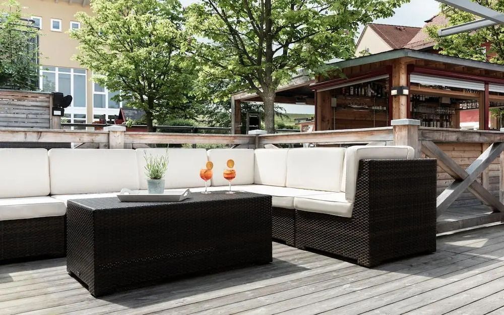 شرفة مرصوفة صورة