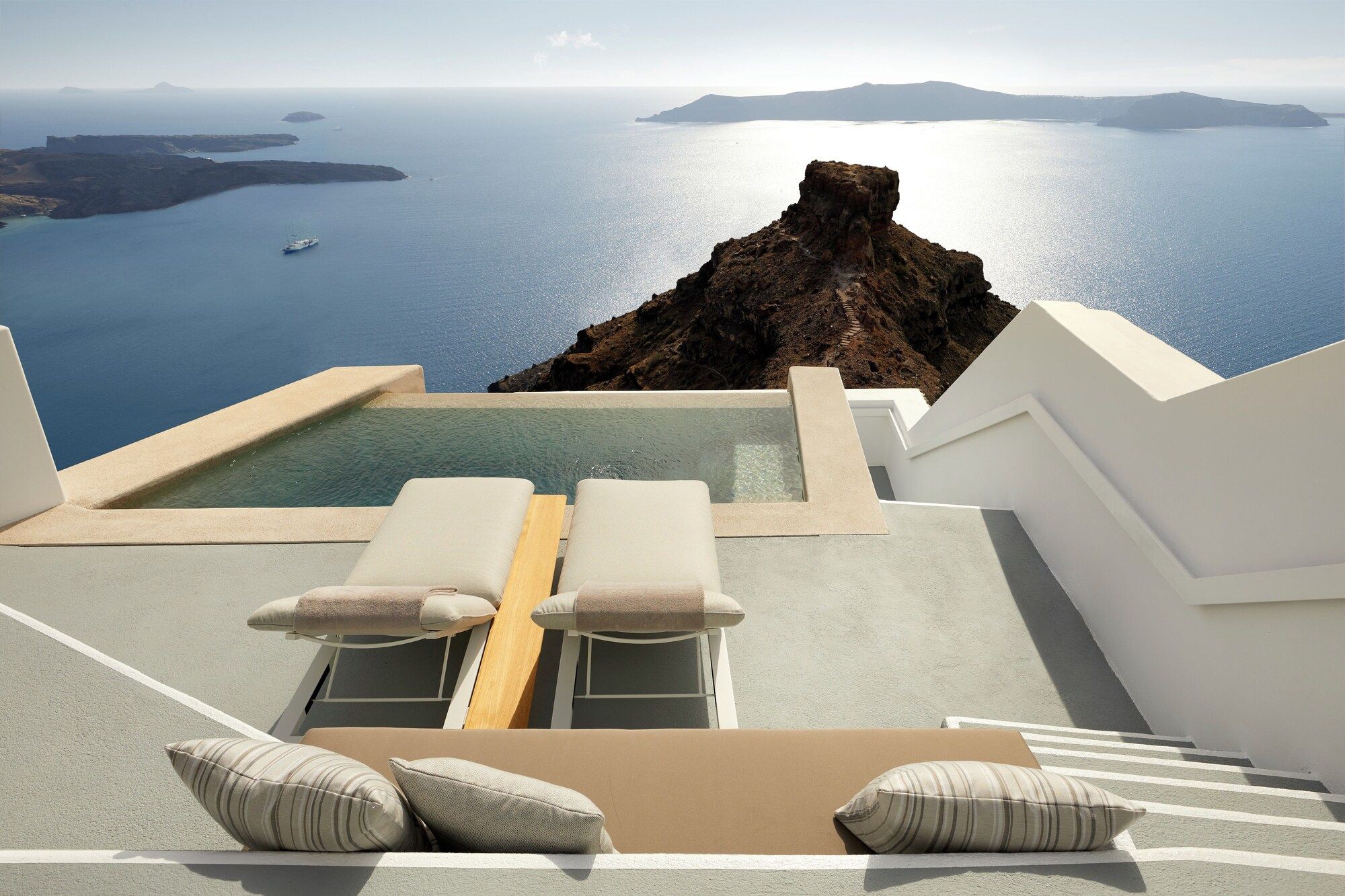آخر