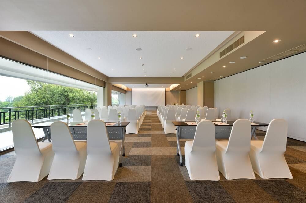 غرفة الاجتماعات