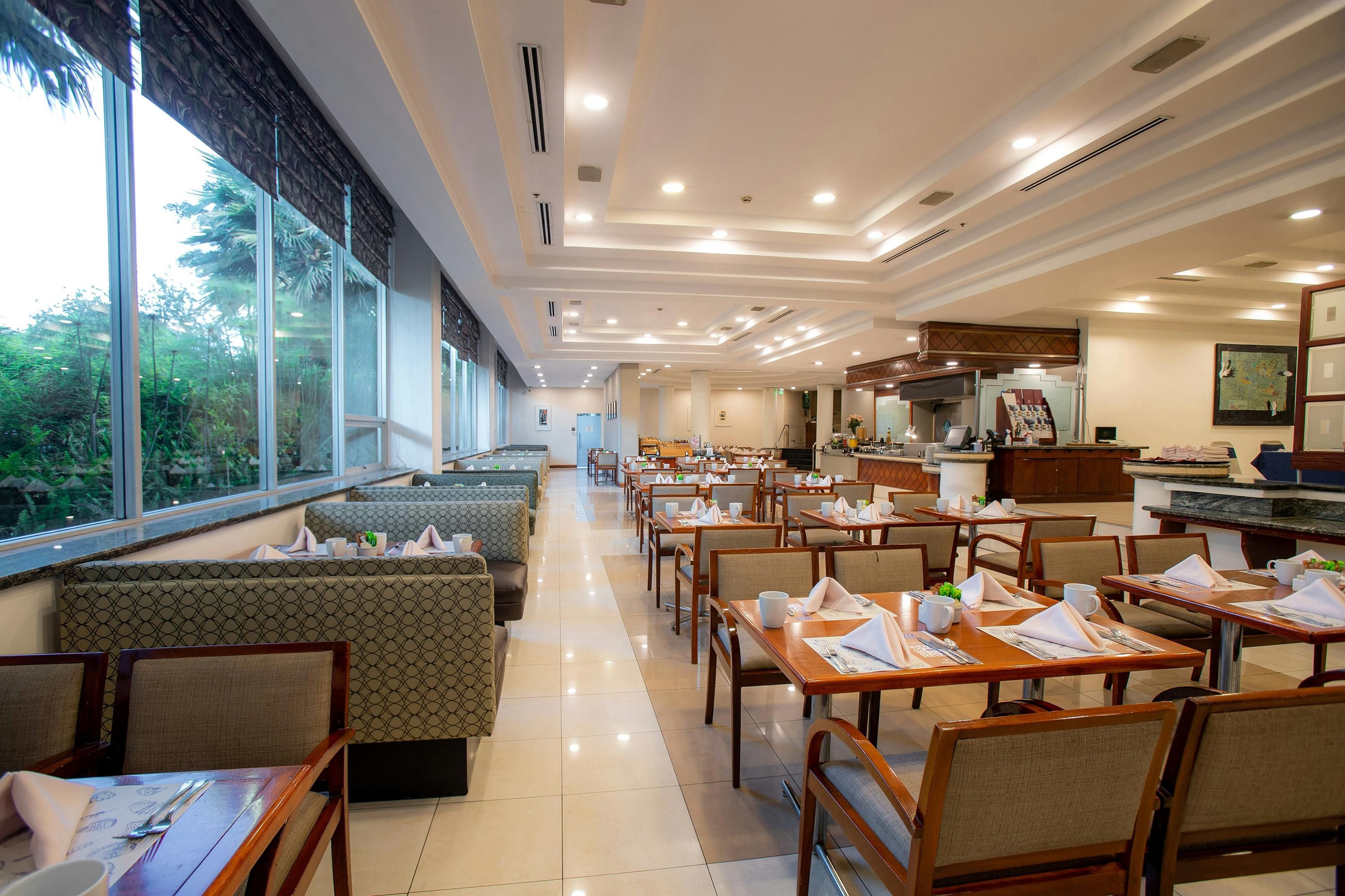 مطعم