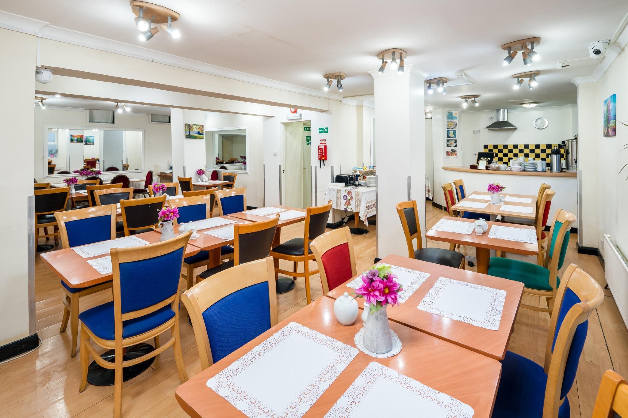 مطعم