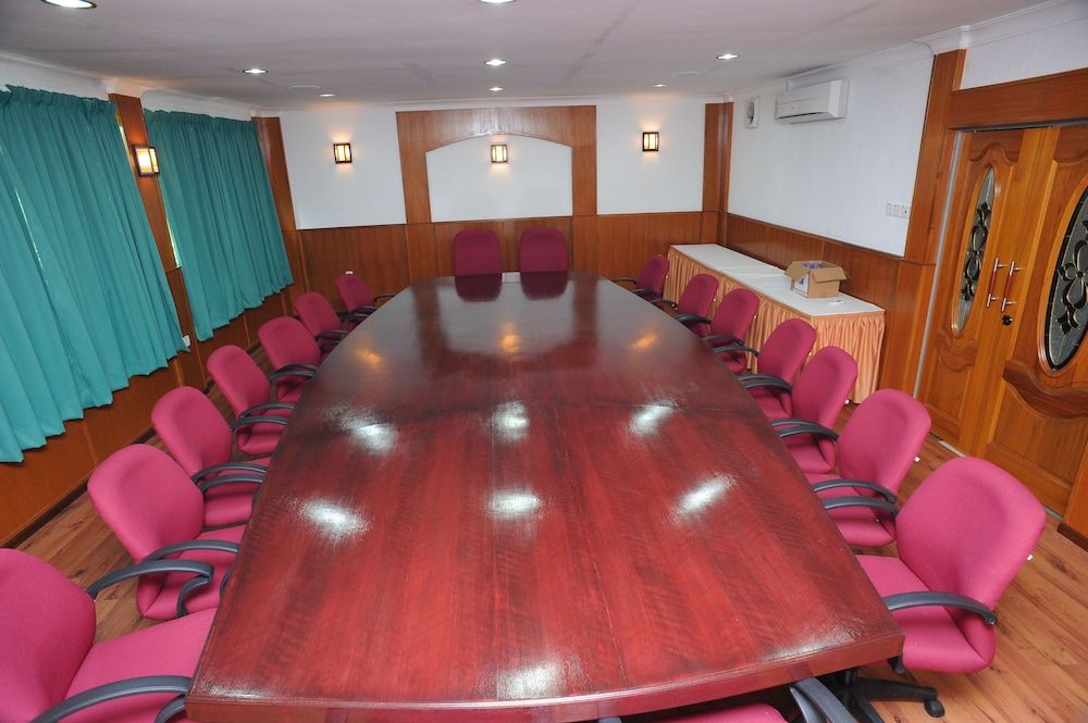 غرفة الاجتماعات