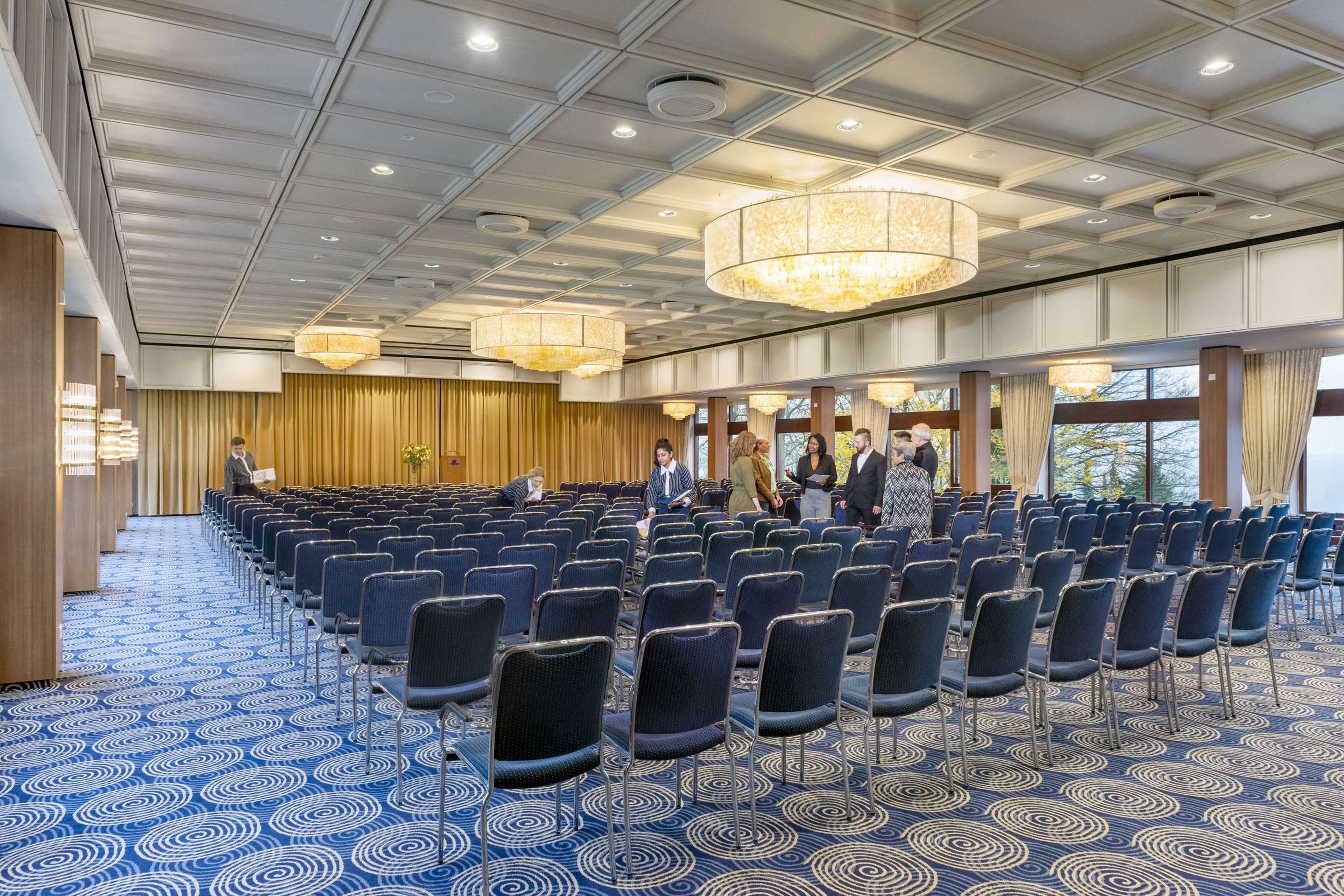 غرفة الاجتماعات