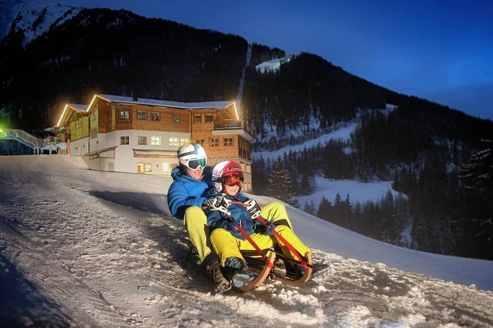 آخر