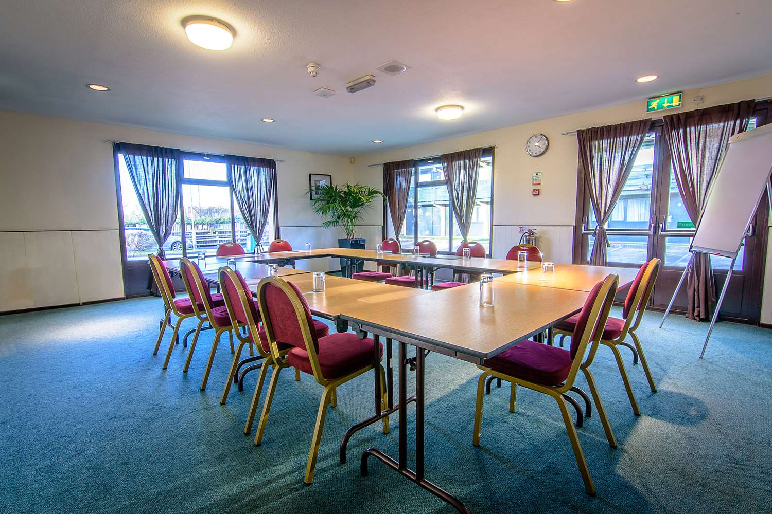 غرفة الاجتماعات