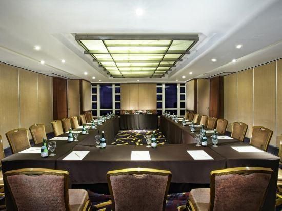 غرفة الاجتماعات