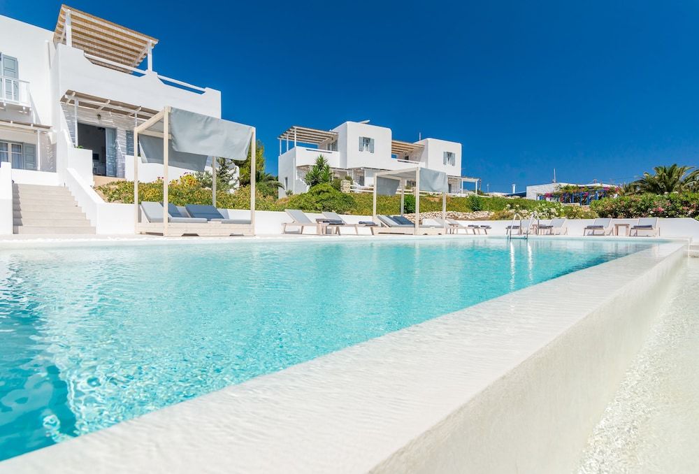 حوض السباحة صورة