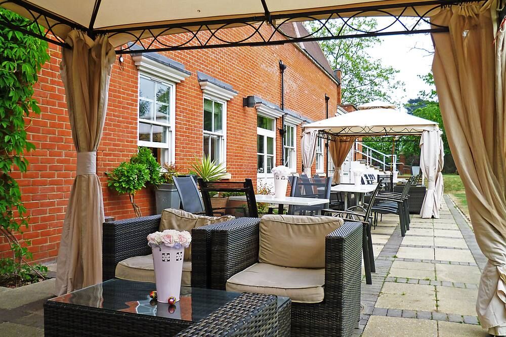 شرفة مرصوفة