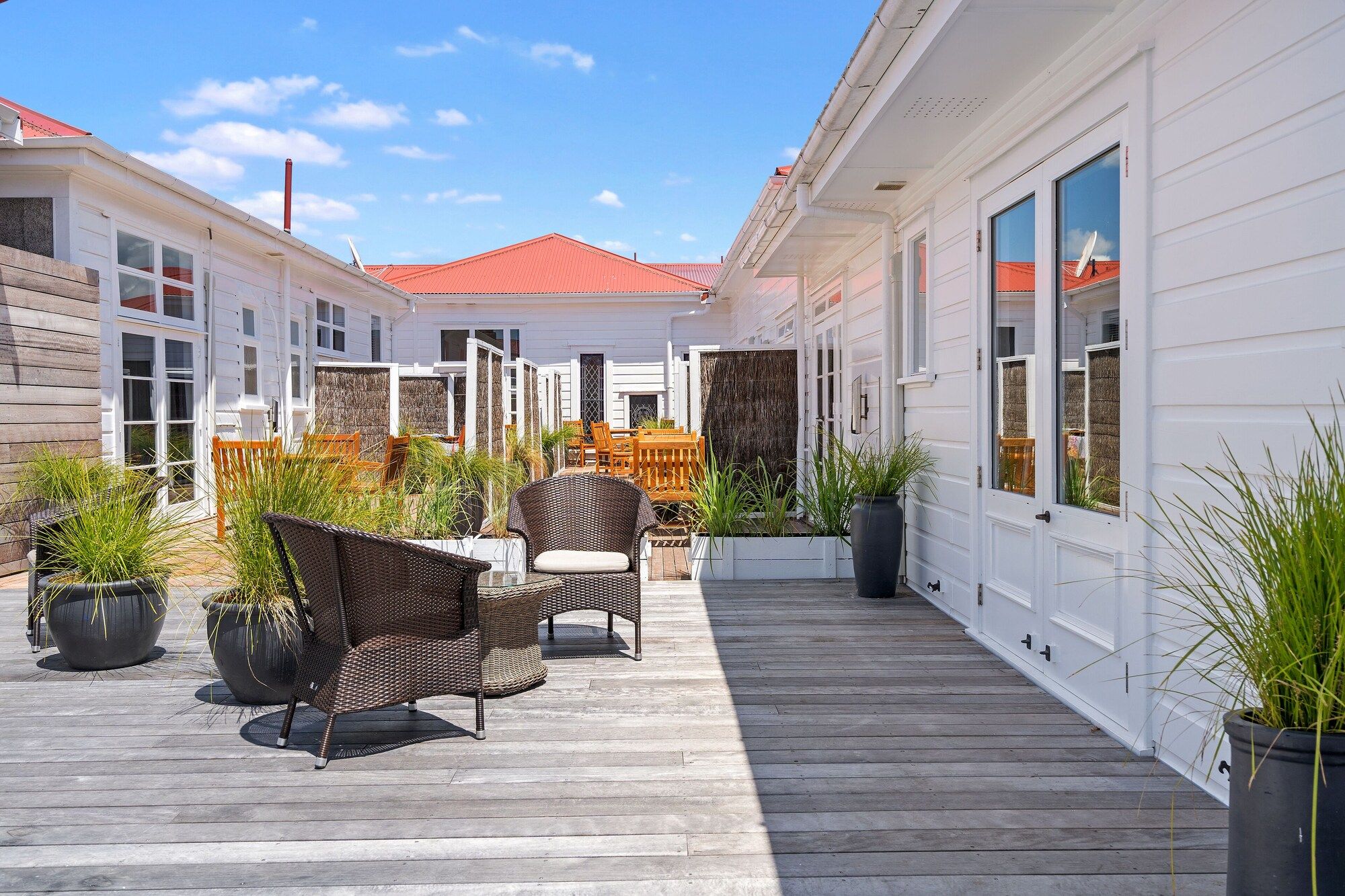 شرفة مرصوفة