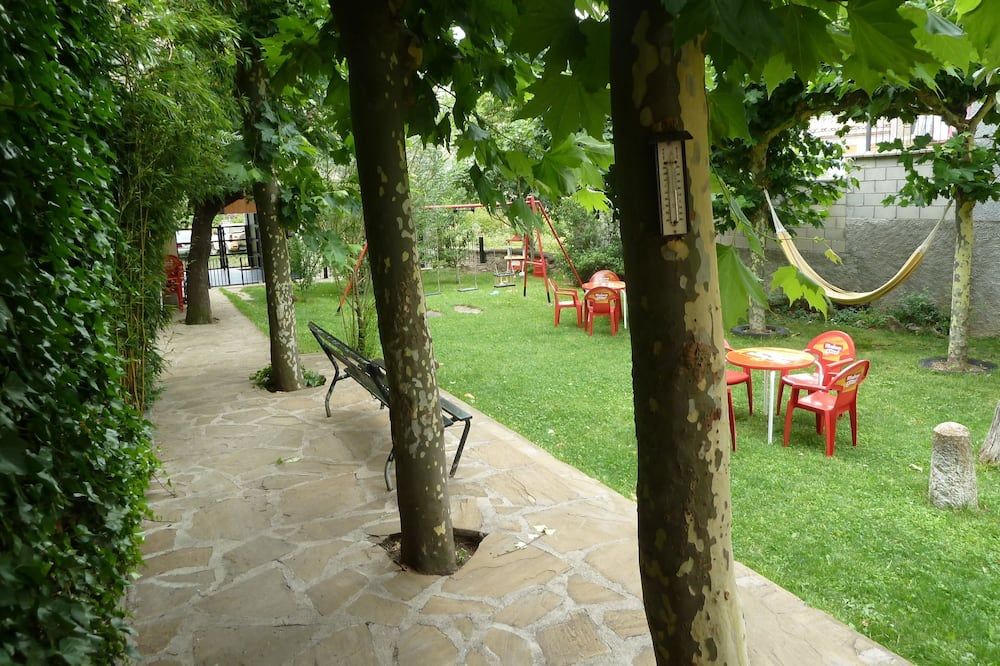 شرفة مرصوفة
