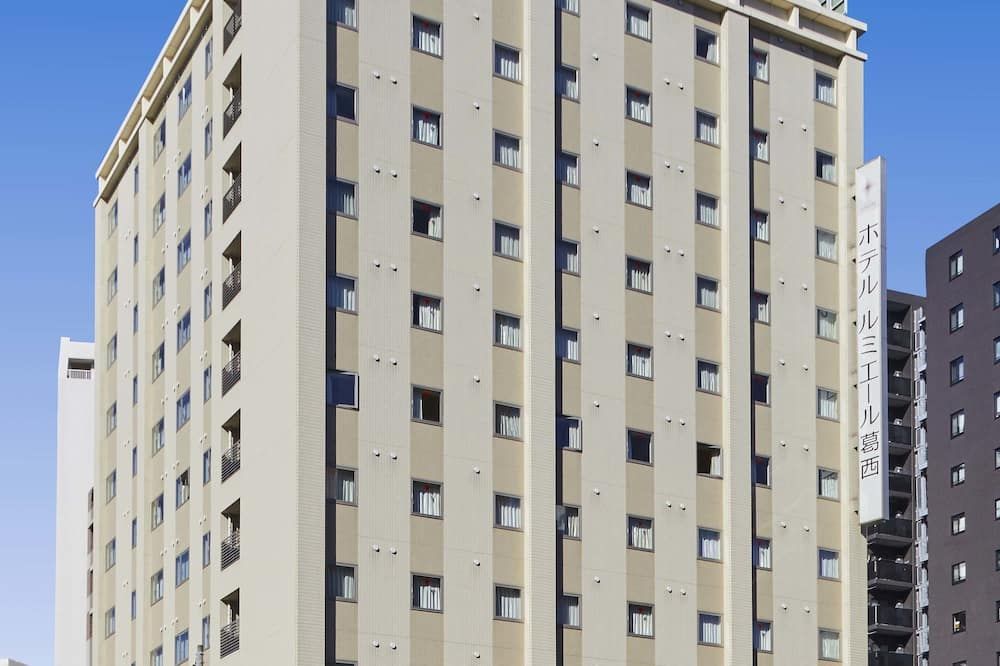 مبنى