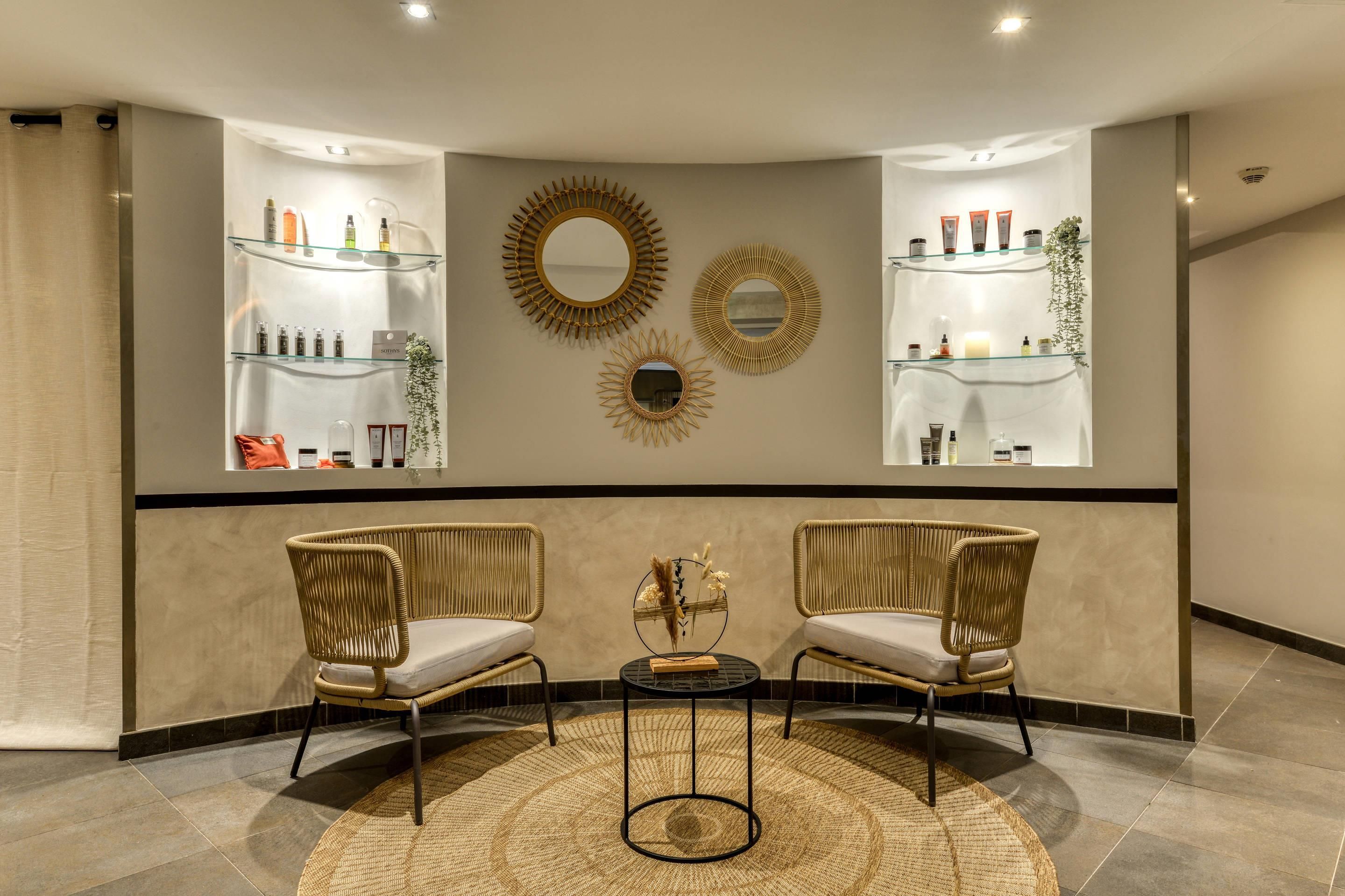 مرافق الفندق