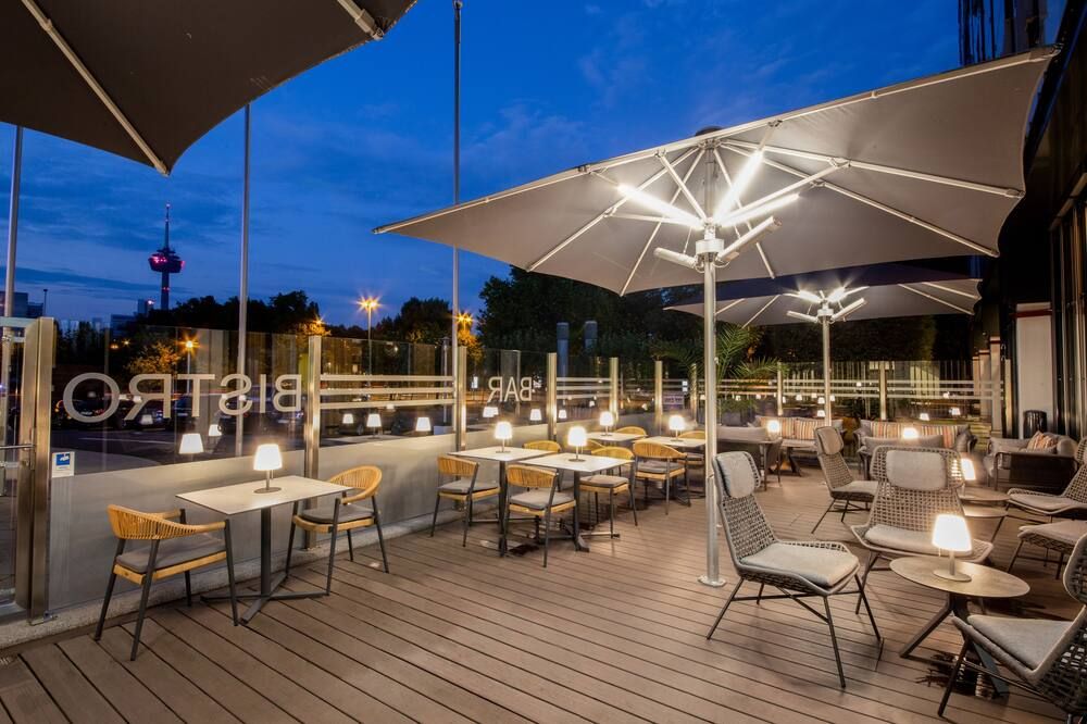 شرفة مرصوفة