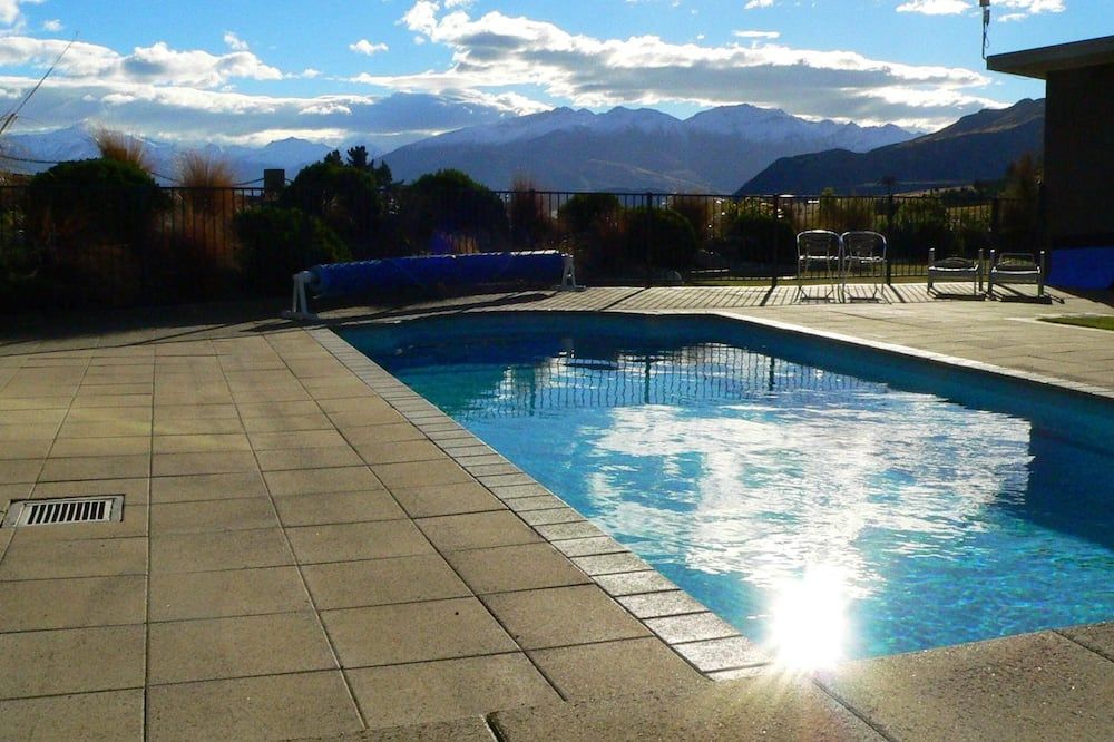 حوض السباحة صورة