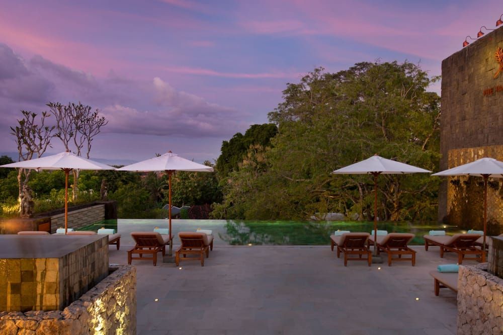 شرفة مرصوفة