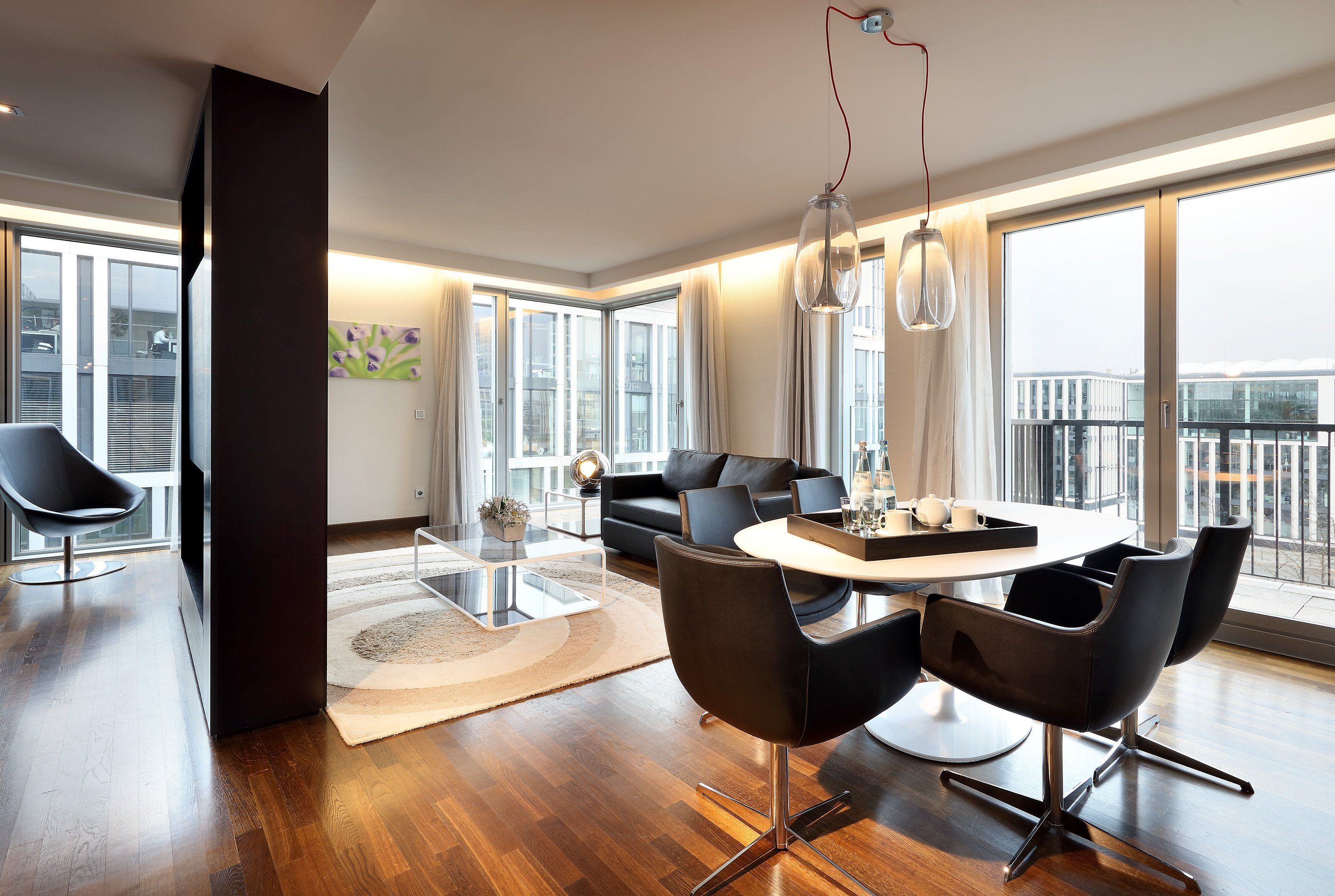 غرفة طعام صورة