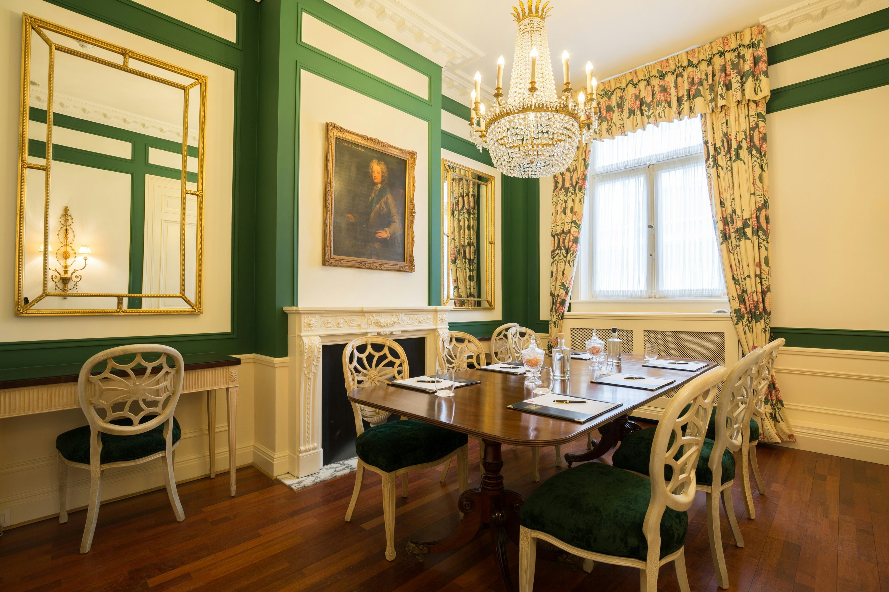 غرفة الاجتماعات