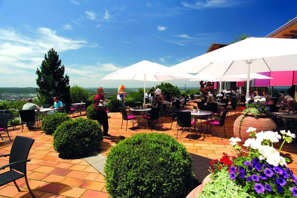 شرفة مرصوفة صورة