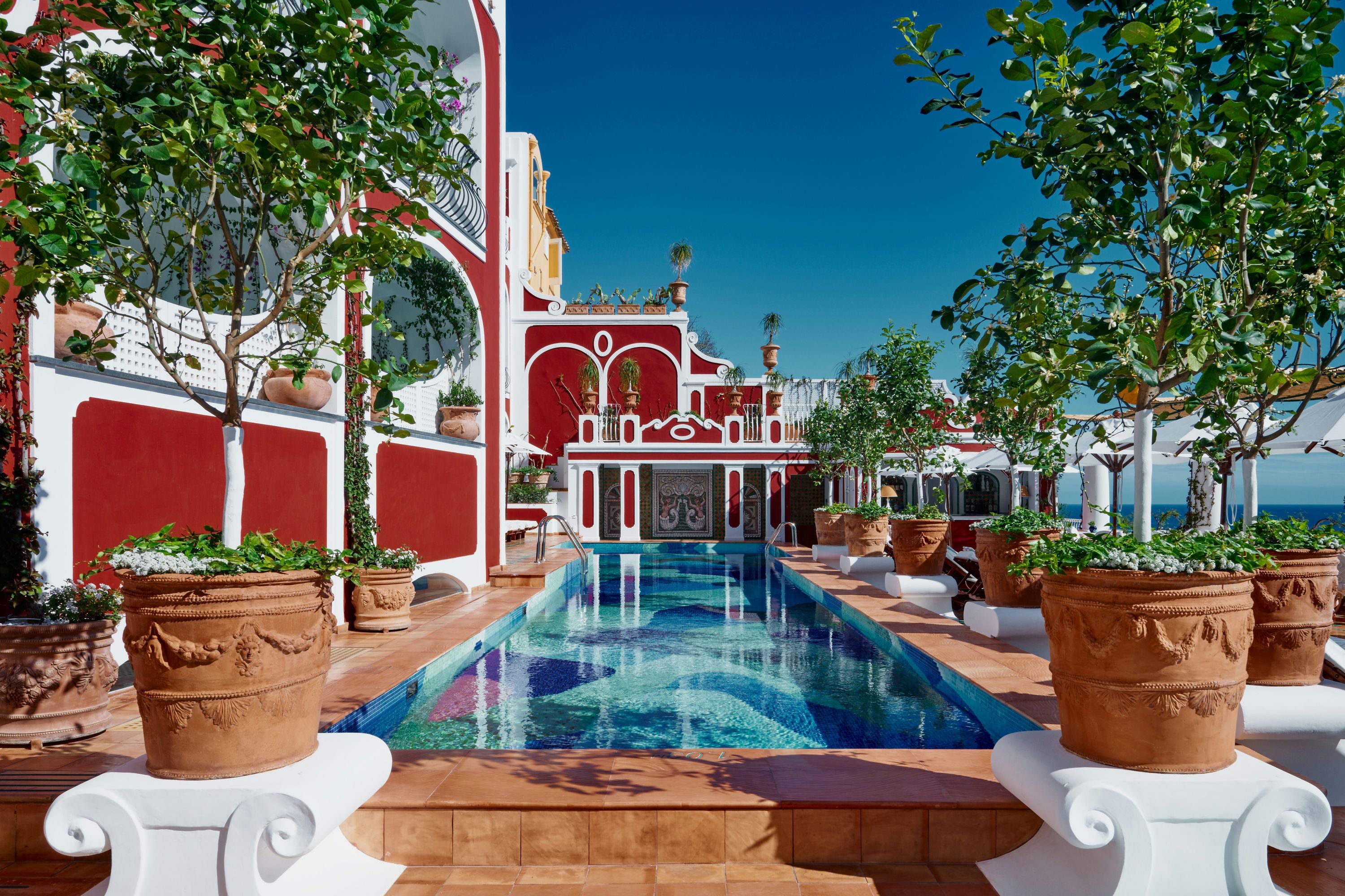 حوض السباحة صورة