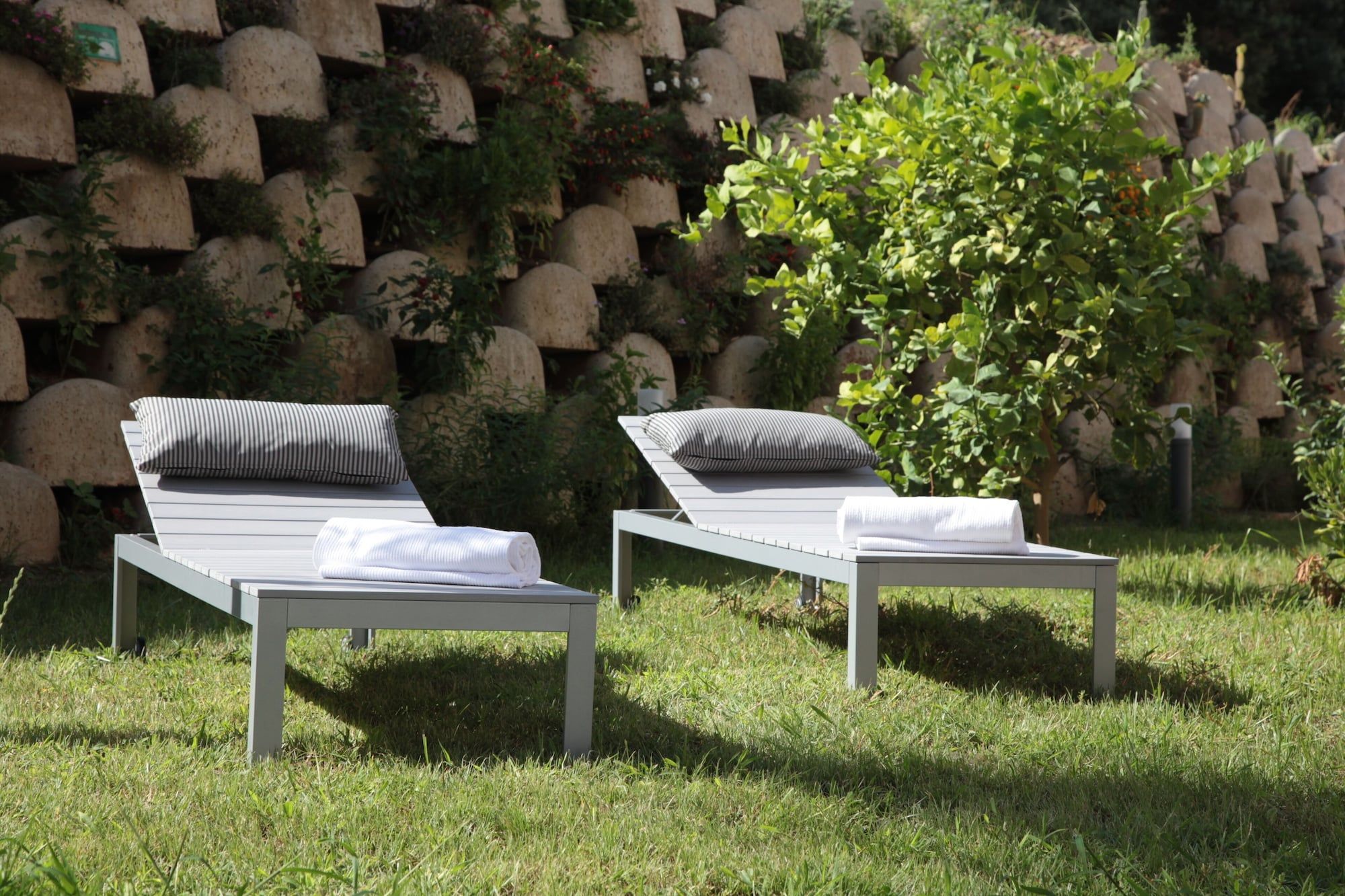 شرفة مرصوفة