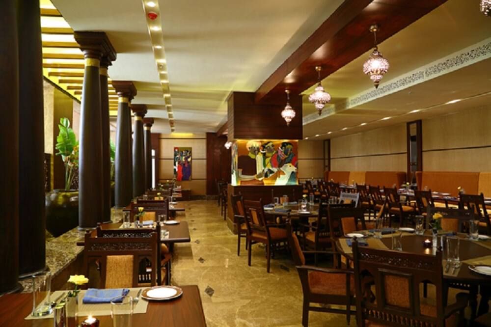 مطعم