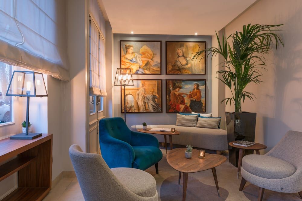 آخر