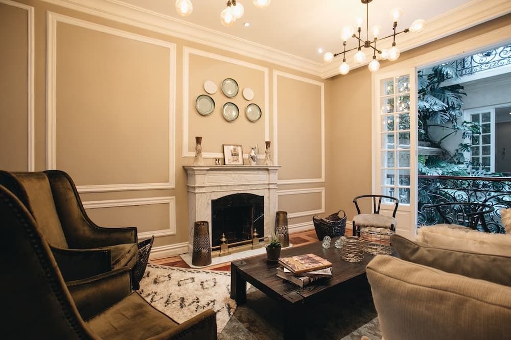 آخر