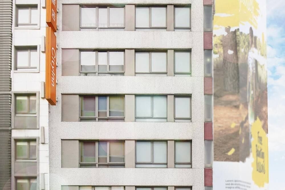 آخر