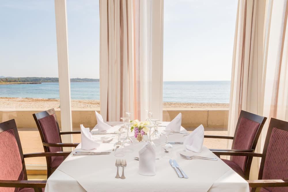 قاعة الولائم