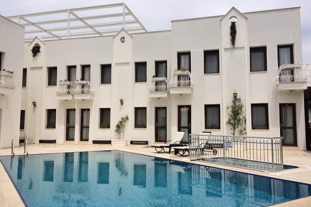 آخر