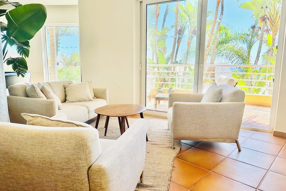 غرفة معيشة صورة