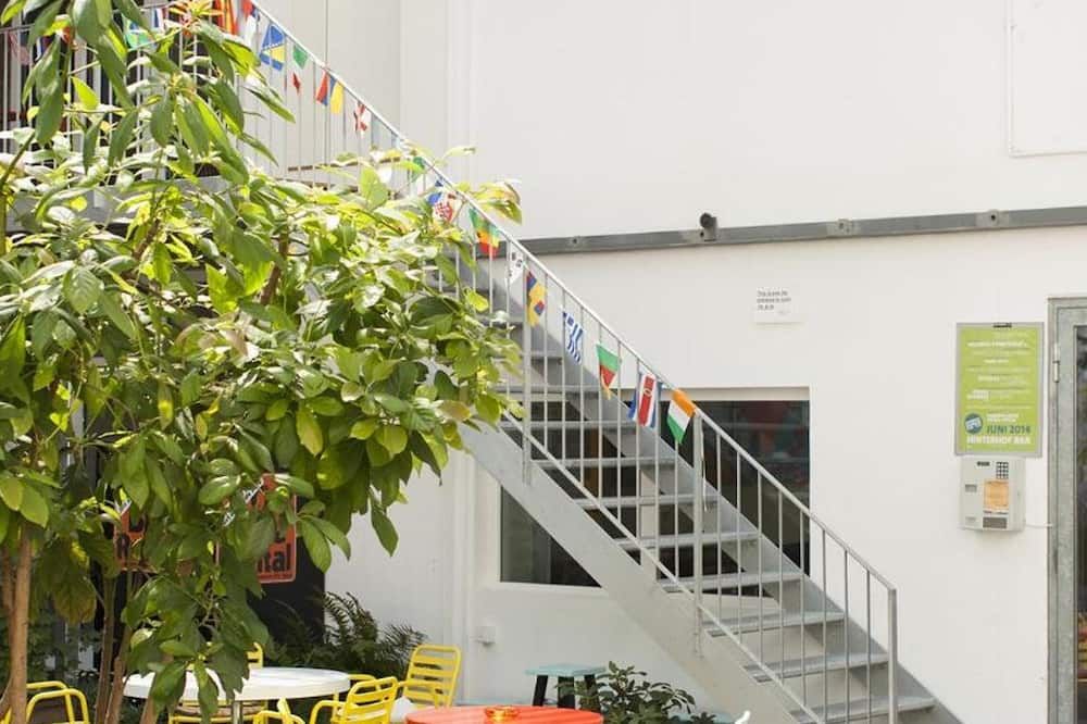 آخر