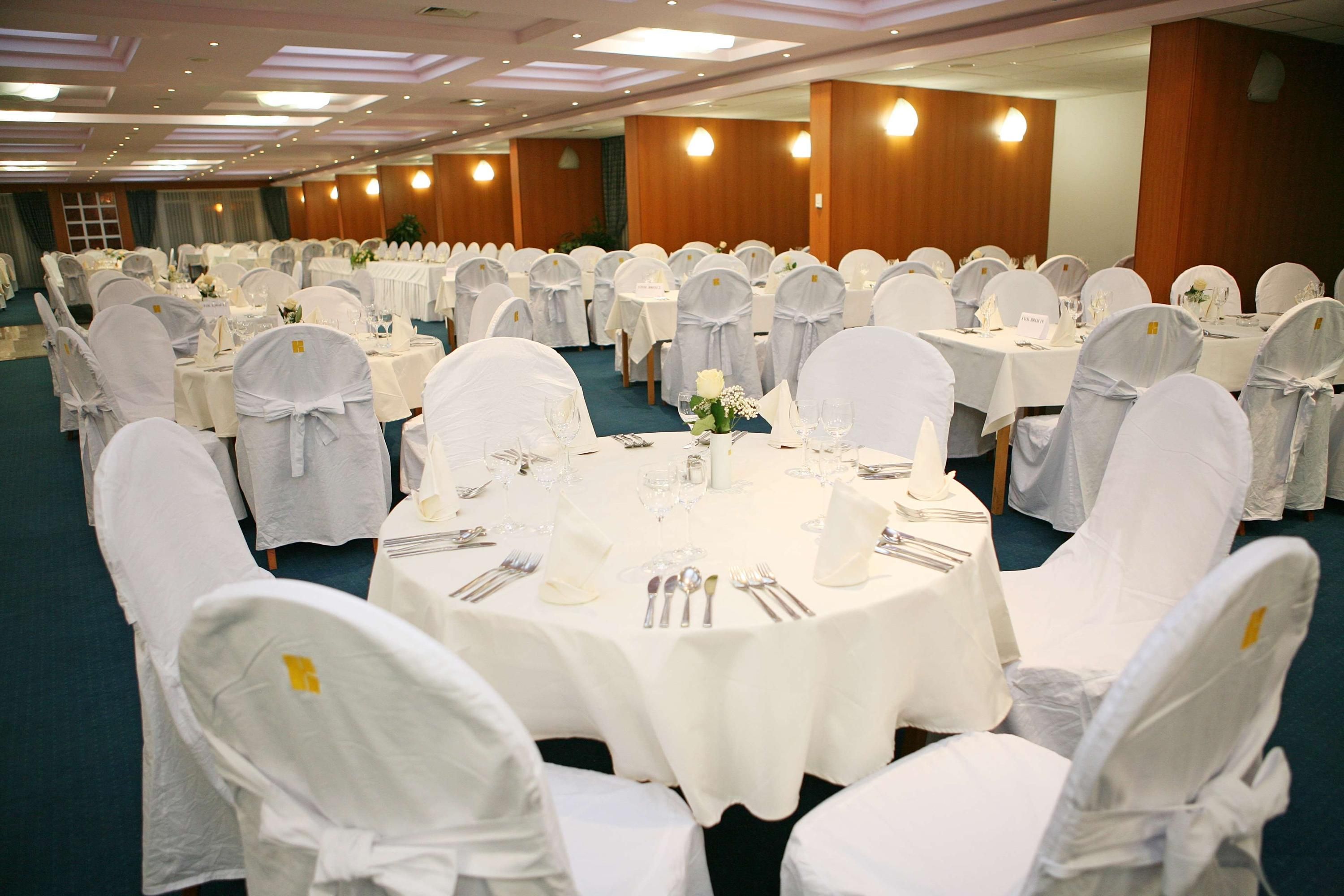 قاعة الولائم