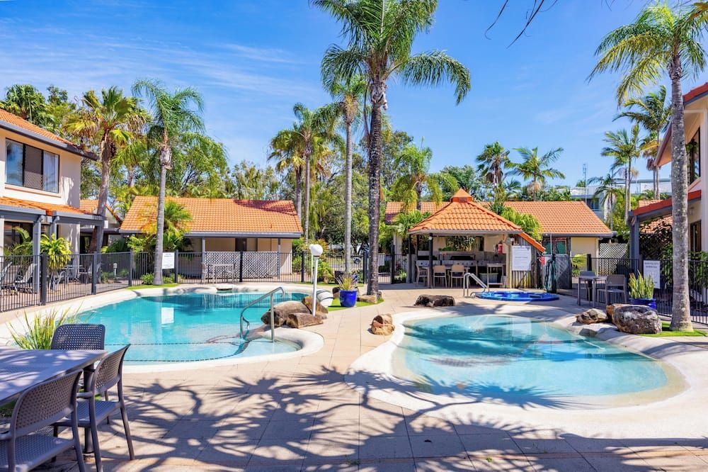 حوض السباحة صورة