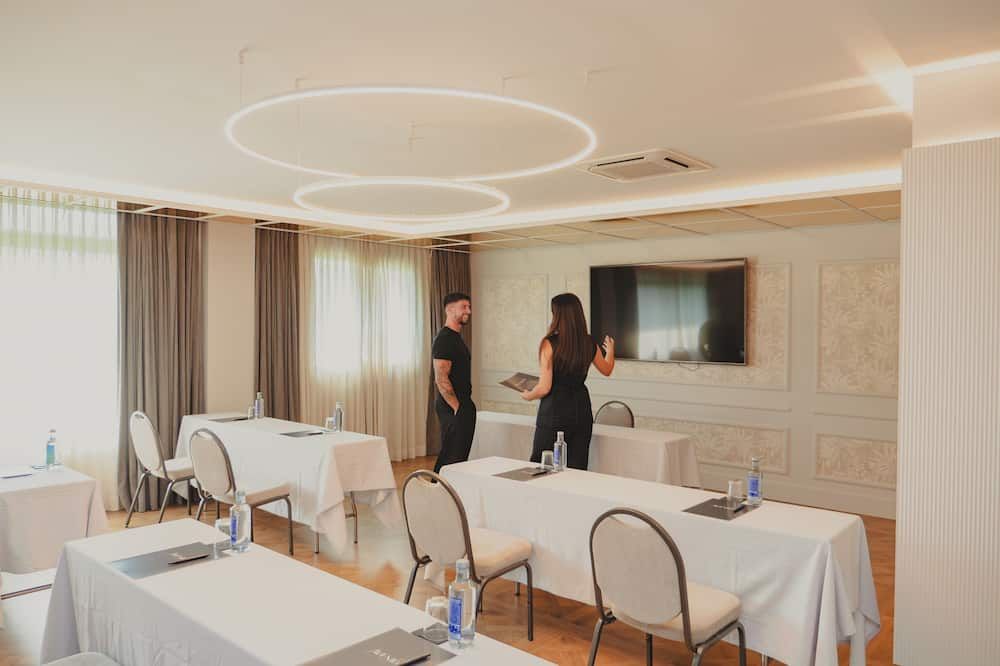 آخر
